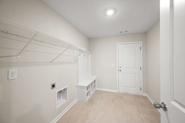 622 Brookside Dr, Mount Pleasant, TN 38474