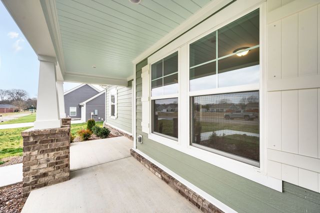 622 Brookside Dr, Mount Pleasant, TN 38474