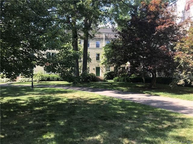 120 Woodside Green Street 1A, Stamford, CT 06905