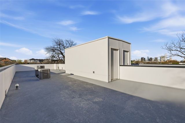 1121 Muncie Avenue, Dallas, TX 75212