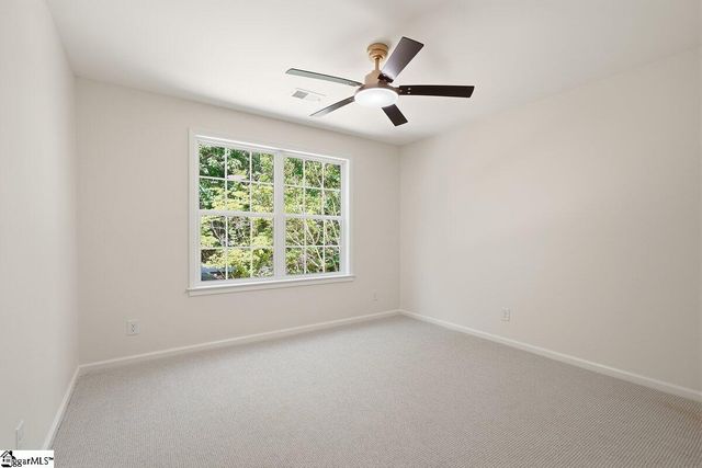8 Overlook Court, Greenville, SC 29609