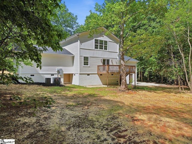 8 Overlook Court, Greenville, SC 29609