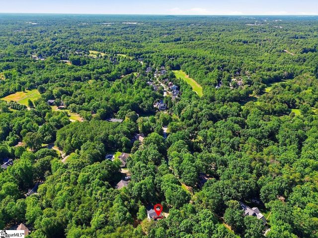 8 Overlook Court, Greenville, SC 29609