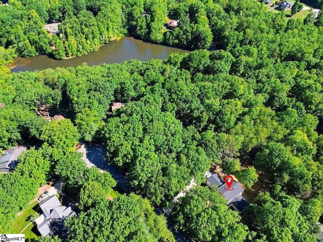 8 Overlook Court, Greenville, SC 29609