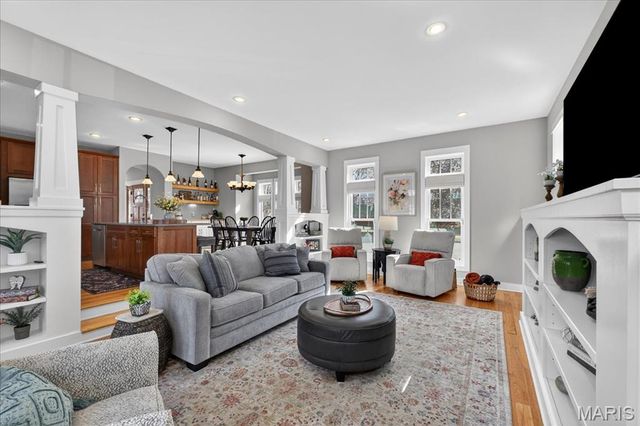 1303 Childress Avenue, St Louis, MO 63139