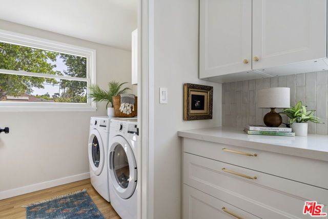 6945 Cedros Avenue, Los Angeles, CA 91405