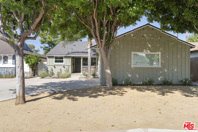 6945 Cedros Avenue, Los Angeles, CA 91405