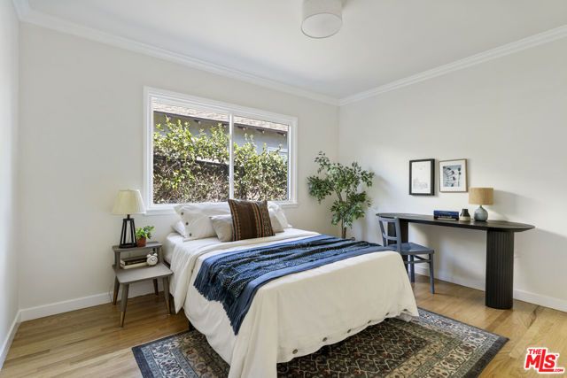 6945 Cedros Avenue, Los Angeles, CA 91405