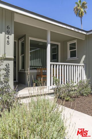 6945 Cedros Avenue, Los Angeles, CA 91405