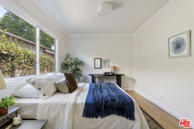 6945 Cedros Avenue, Los Angeles, CA 91405