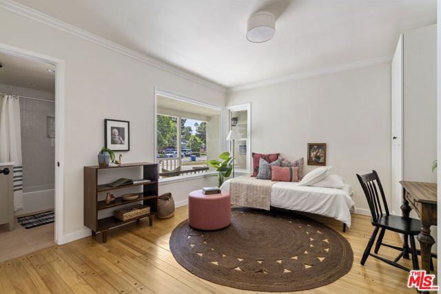6945 Cedros Avenue, Los Angeles, CA 91405