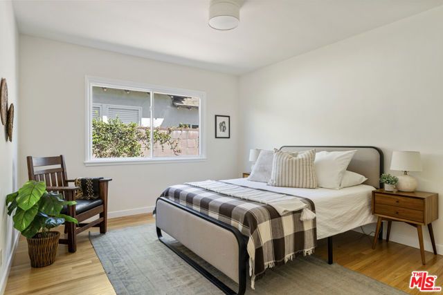 6945 Cedros Avenue, Los Angeles, CA 91405
