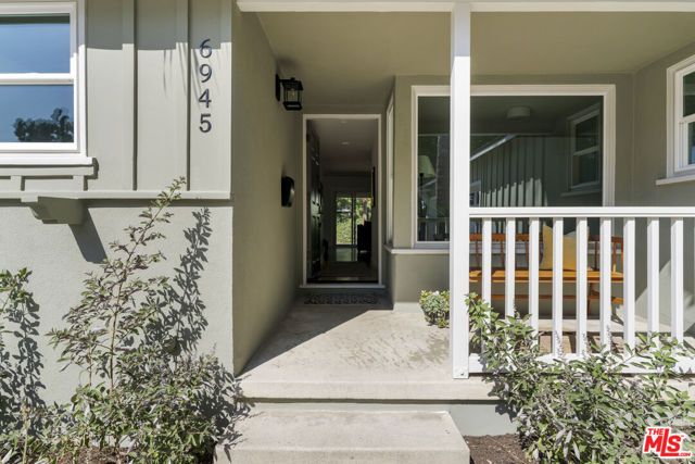 6945 Cedros Avenue, Los Angeles, CA 91405