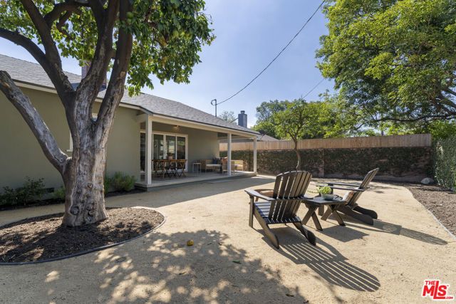 6945 Cedros Avenue, Los Angeles, CA 91405