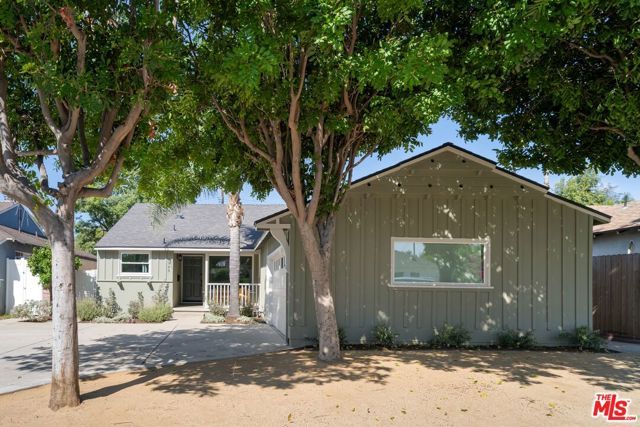 6945 Cedros Avenue, Los Angeles, CA 91405