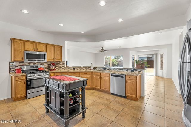 21279 E TWIN ACRES Drive, Queen Creek, AZ 85142