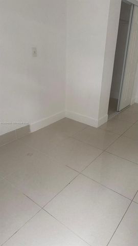 1800 NW 18th Ter 2, Miami, FL 33125