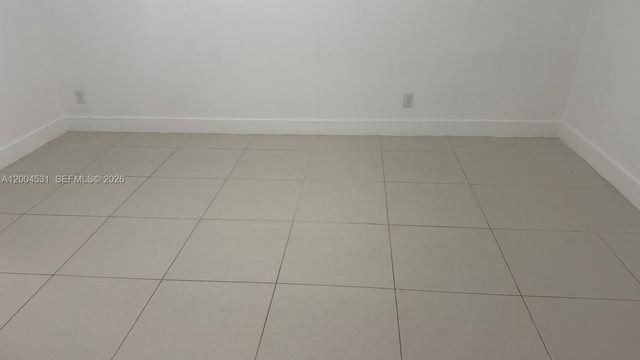 1800 NW 18th Ter 2, Miami, FL 33125