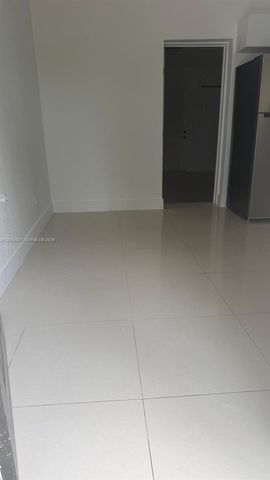 1800 NW 18th Ter 2, Miami, FL 33125