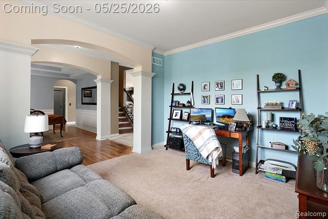 695 Dennison Court, Oakland, MI 48363