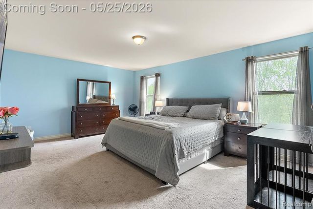 695 Dennison Court, Oakland, MI 48363