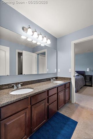 695 Dennison Court, Oakland, MI 48363