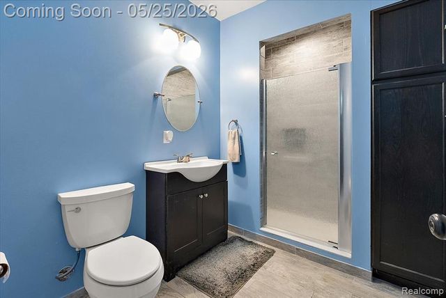 695 Dennison Court, Oakland, MI 48363