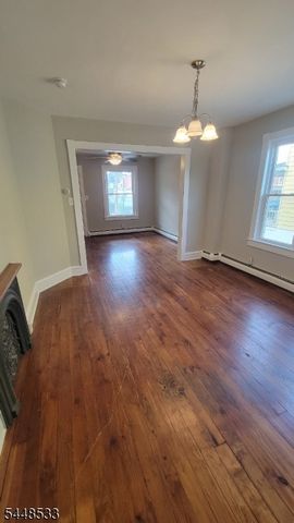 244 Irwin St, Phillipsburg Town, NJ 08865