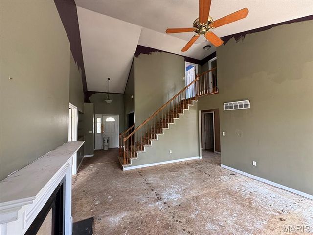7513 Stonebridge Golf Drive, Maryville, IL 62062