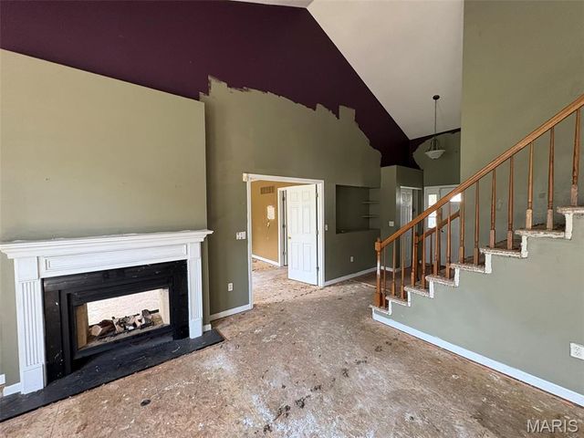 7513 Stonebridge Golf Drive, Maryville, IL 62062