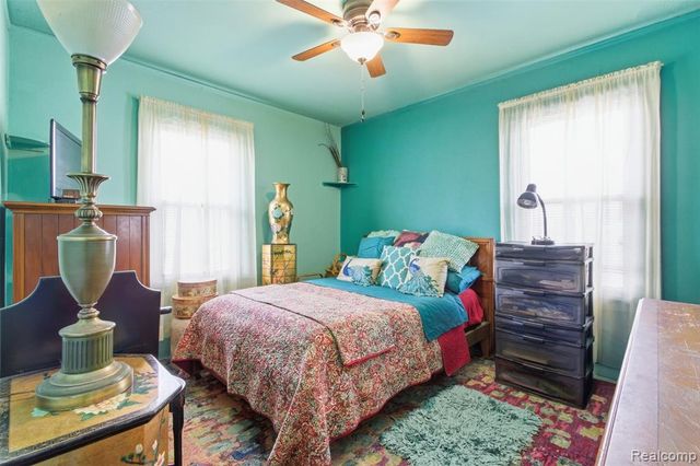 3805 Seneca Street, Detroit, MI 48214