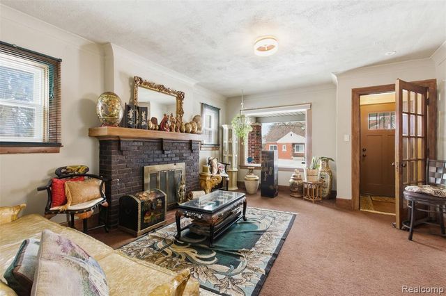 3805 Seneca Street, Detroit, MI 48214