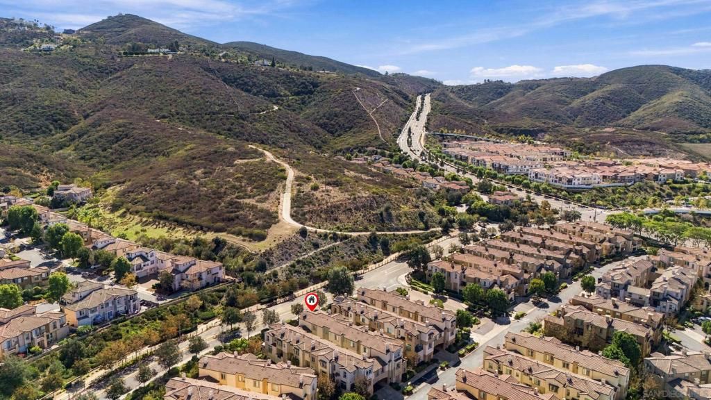 573 Almond Rd, San Marcos, CA 92078 — exterior