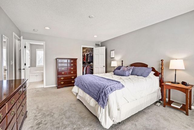 2823 Lisbon Avenue N, Lake Elmo, MN 55042