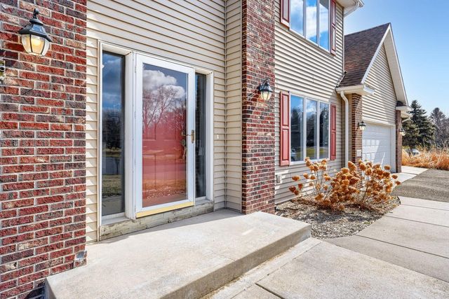 2823 Lisbon Avenue N, Lake Elmo, MN 55042