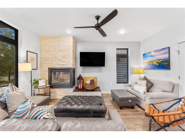 930 Blue River Pkwy 7-714, Silverthorne, CO 80498