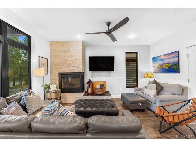 930 Blue River Pkwy 7-714, Silverthorne, CO 80498