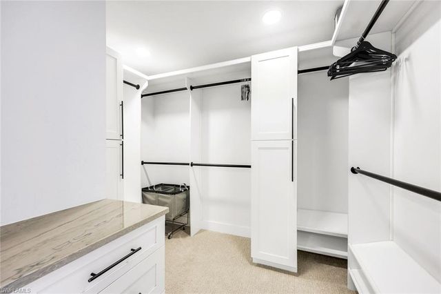 336 Oak AVE, Naples, FL 34108