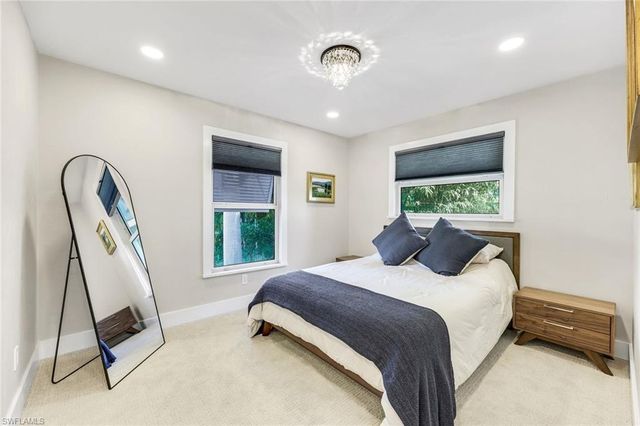 336 Oak AVE, Naples, FL 34108