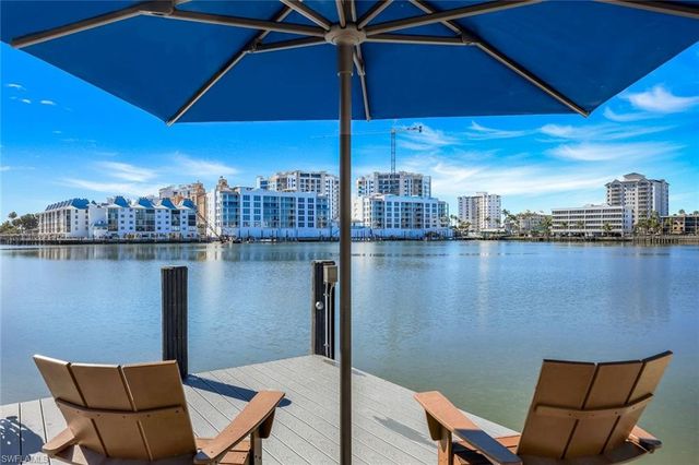 336 Oak AVE, Naples, FL 34108