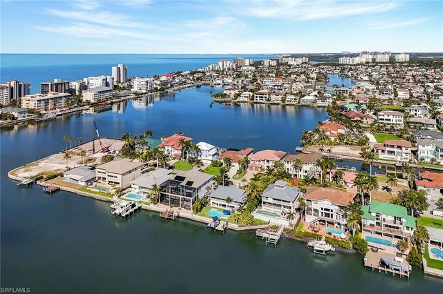 336 Oak AVE, Naples, FL 34108