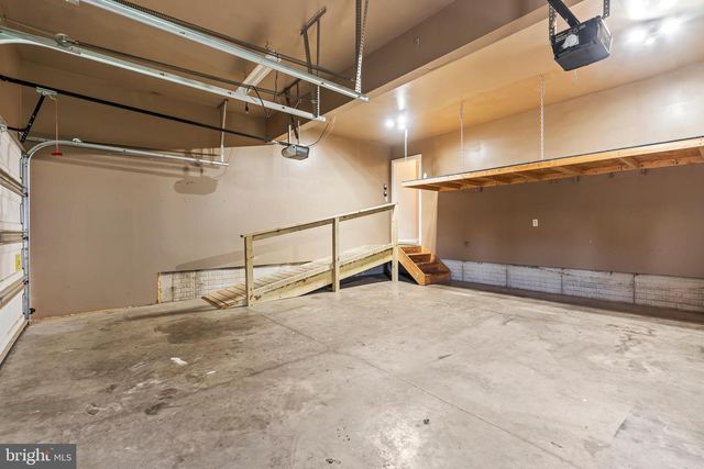 1831 BELL AVE, Chambersburg, PA 17202