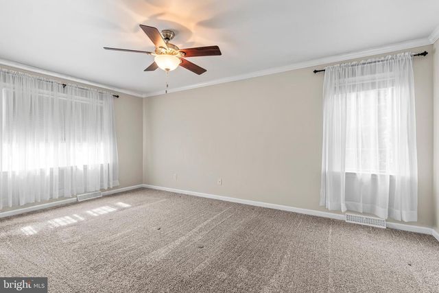 1831 BELL AVE, Chambersburg, PA 17202