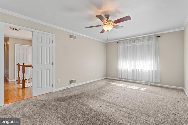 1831 BELL AVE, Chambersburg, PA 17202
