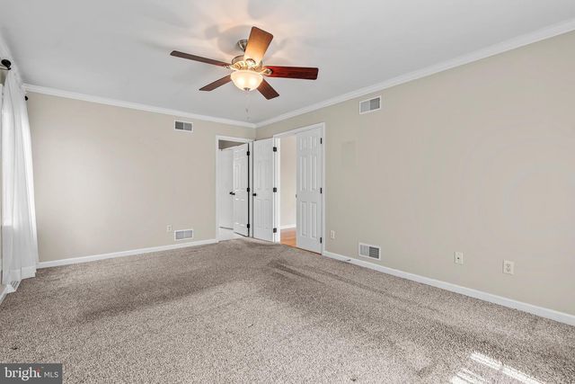 1831 BELL AVE, Chambersburg, PA 17202