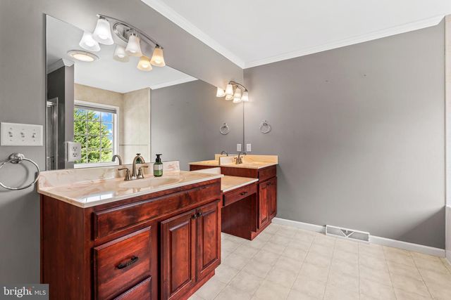1831 BELL AVE, Chambersburg, PA 17202
