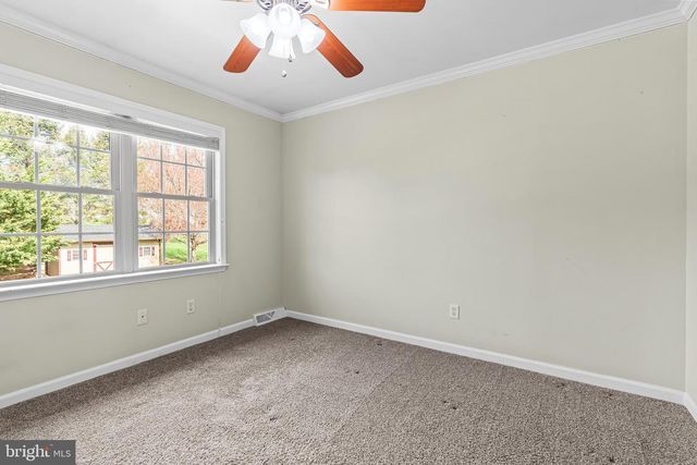1831 BELL AVE, Chambersburg, PA 17202