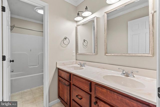 1831 BELL AVE, Chambersburg, PA 17202
