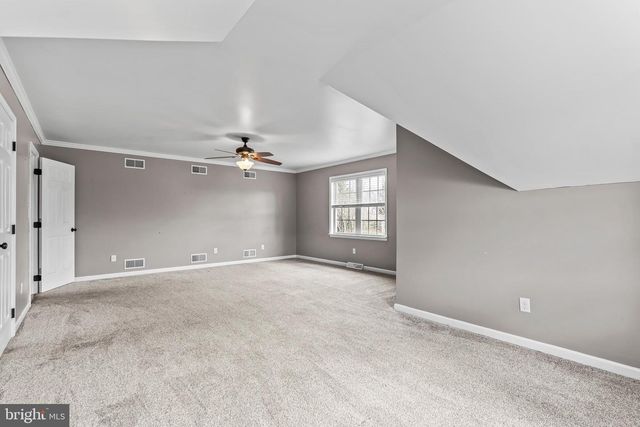 1831 BELL AVE, Chambersburg, PA 17202