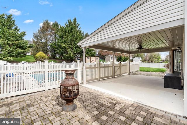 1831 BELL AVE, Chambersburg, PA 17202